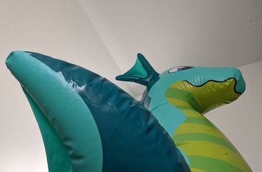 Inflatable puffypaws Sea dragon