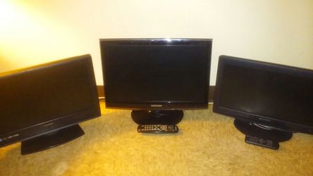 3 HD Flat Screens For Sale