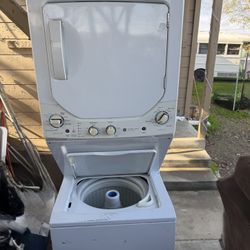 GE STACKED WASHER AND DRYER