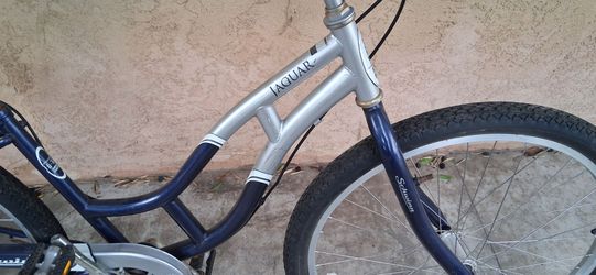 Schwinn Jaguar beach cruiser