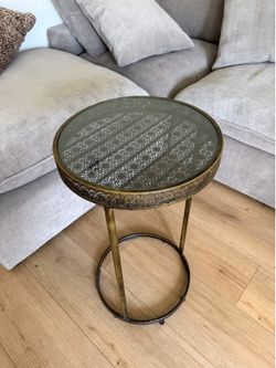 Side table gold with glass top