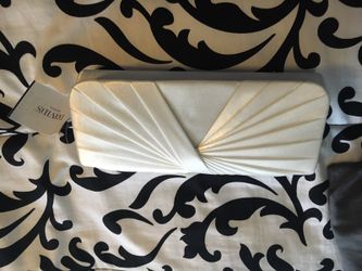 Davids Bridal clutch