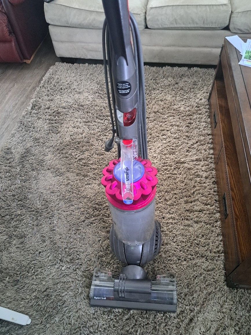 Vacuum Dyson