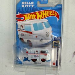 Hello kitty kombi hot wheels