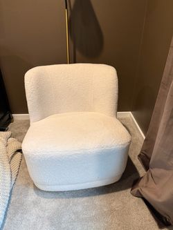 White swivel chair