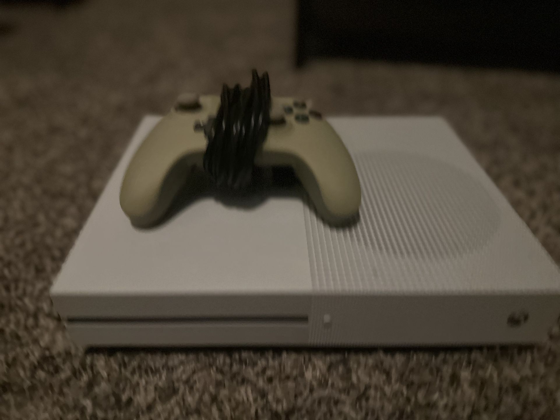 Xbox One S