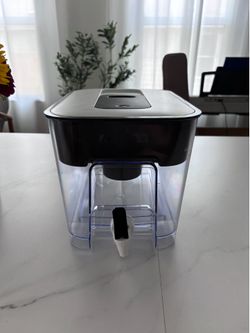 Brand New Waterdrop 40 Cup Dual Filter Dispenser