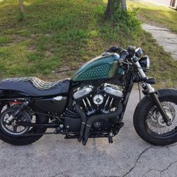 2014 Harley Davidson Sportster XL1200X