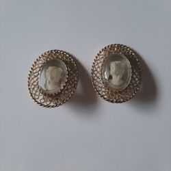 Whiting And Davis Clip On Earrings