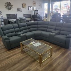 New 3pc Reclining Sectional In Dark Grey 