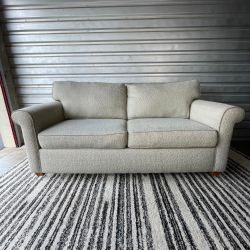 Havertys Sofa