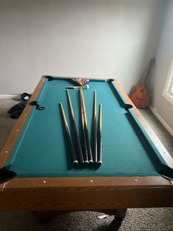 Pool table