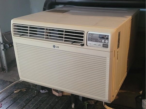 Large Window Airconditioner