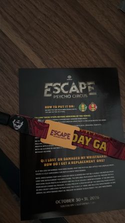 Escape wristband