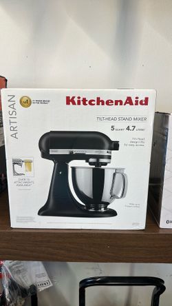 KitchenAid tilt-head stand mixer