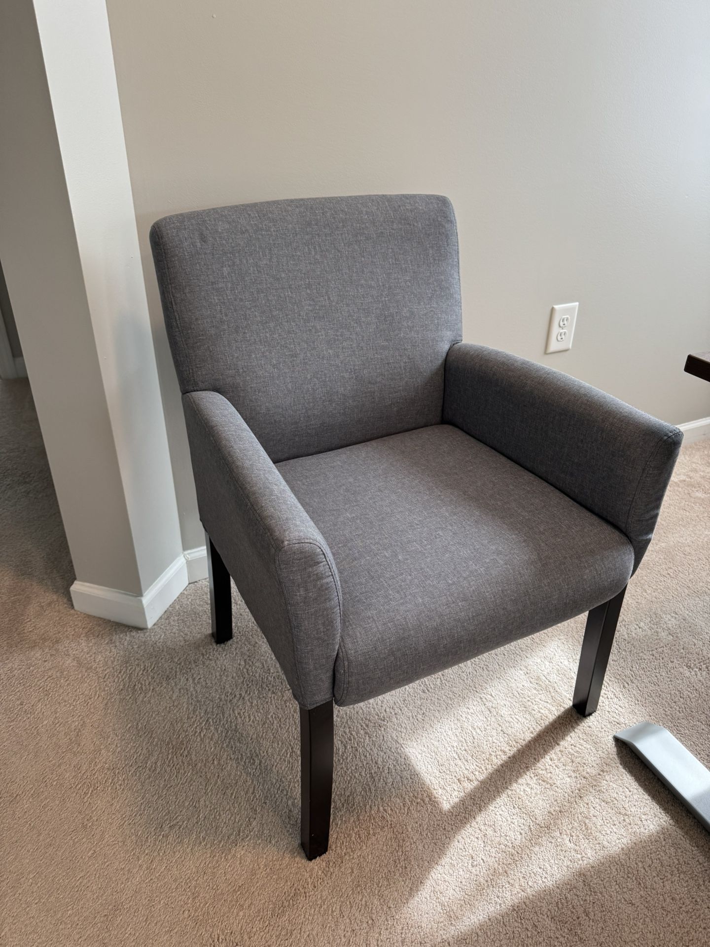 Set of 2 Gray Upholstered Office Chairs