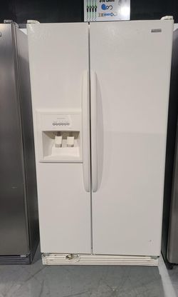 Kenmore Side By Side White Refrigerator Fridge
