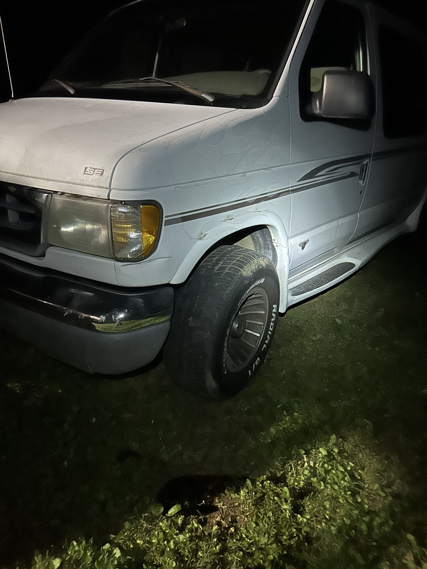 1997 Ford E-150
