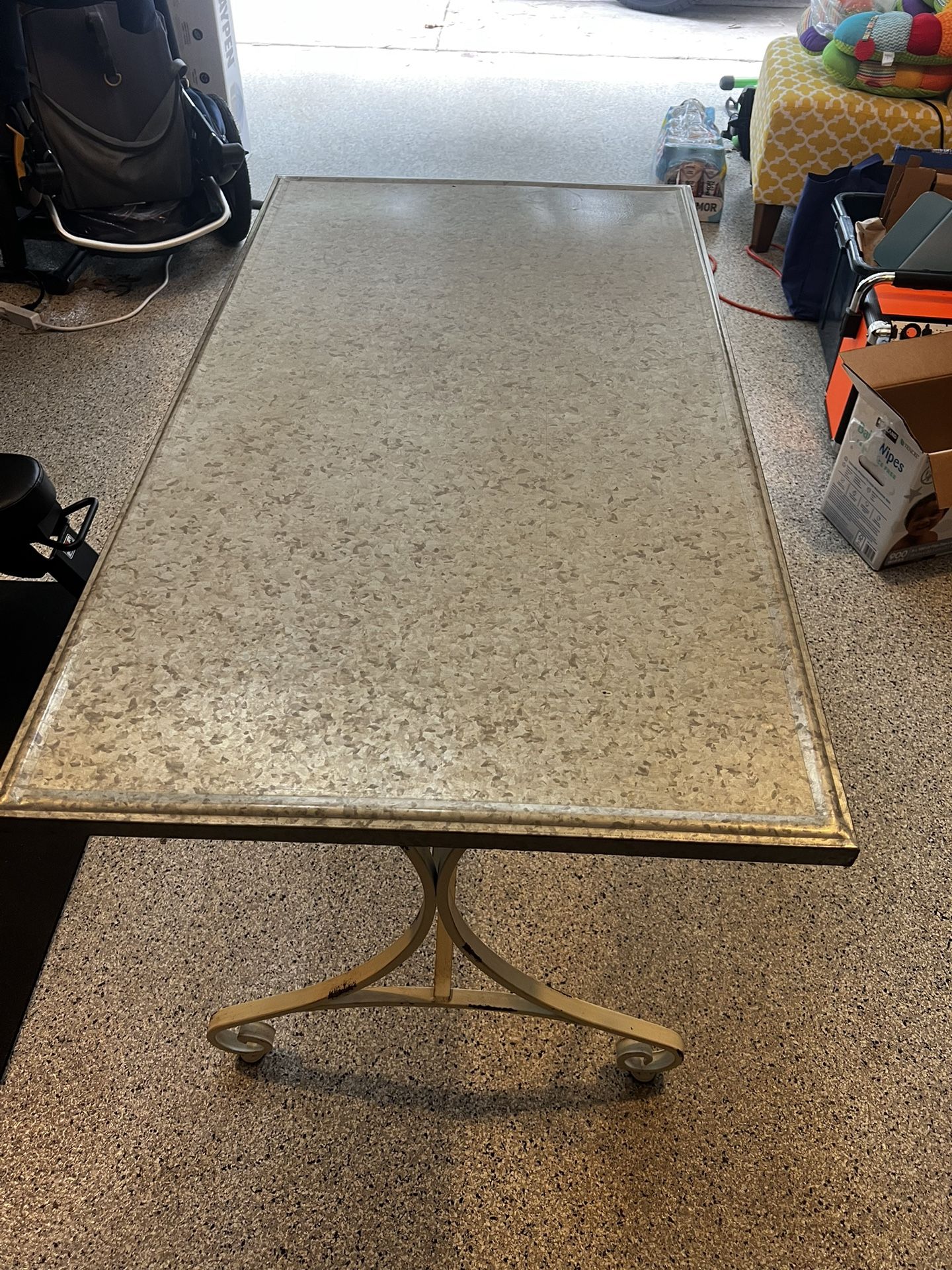 Wrought iron / Aluminum Desk