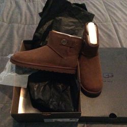 UGG boots men sz 8