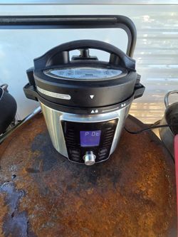 Instant Pot Electric Pressure Cooker