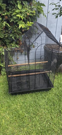 Various Bird Cage