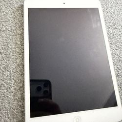 iPad Mini White Perfect For KIDS 