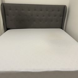 King bed frame + Mattress 