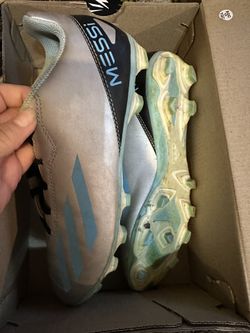 Messi Cleats 5 1/2 Y