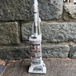 Shark Vacuum 