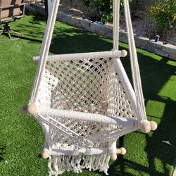Baby Swing Outdoor and Indoor, Baby Swings for Infants to Toddler with Locking Carabiners,Made of Hand-Woven Cotton, White