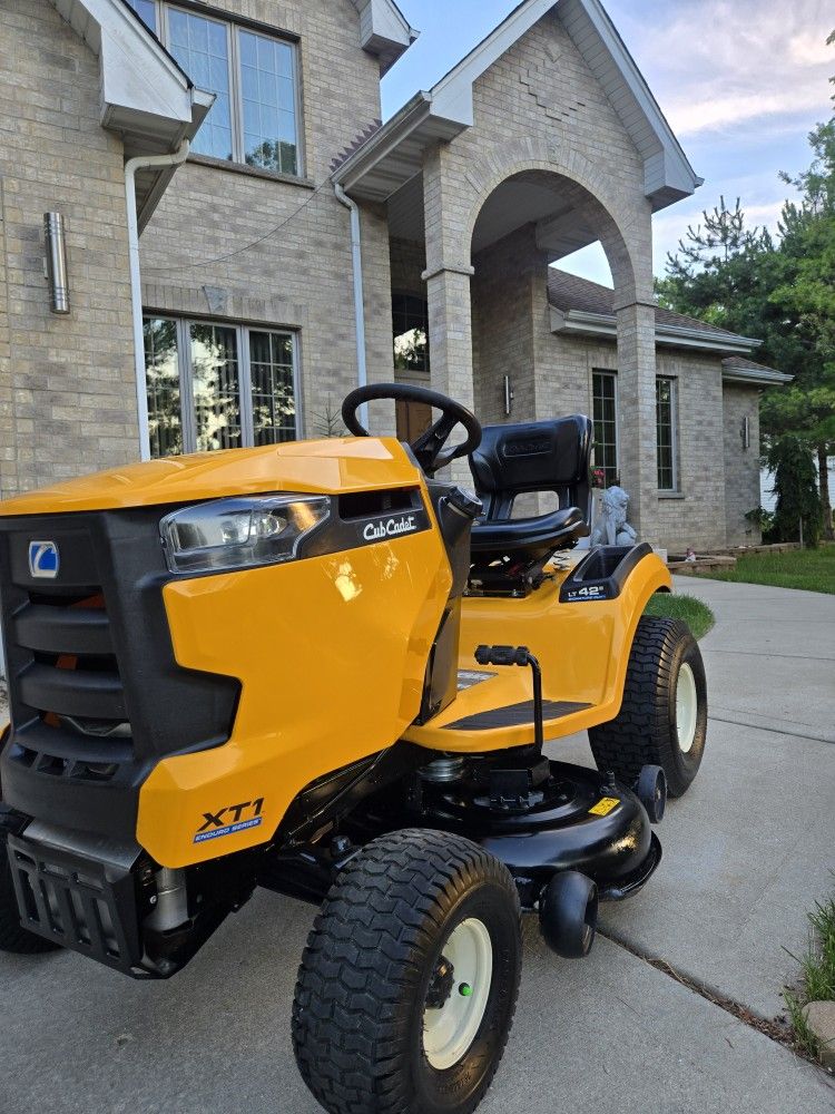 Riding Lawn Mower