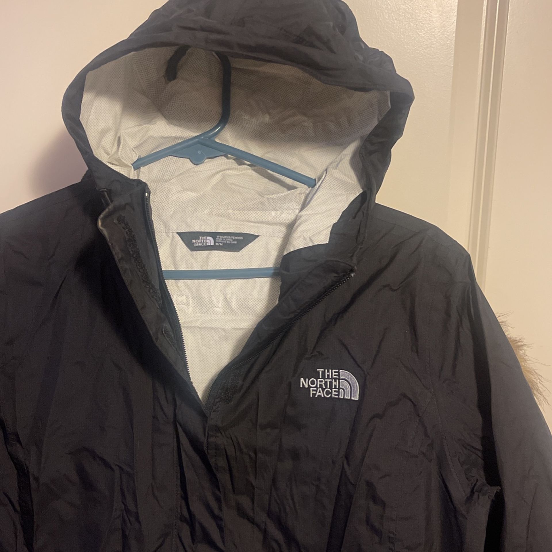 North Face M Woman Rain Coat