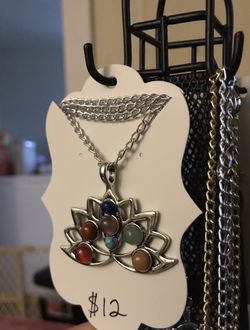 *Handmade* Chakra Necklace 🧘🏽♀️