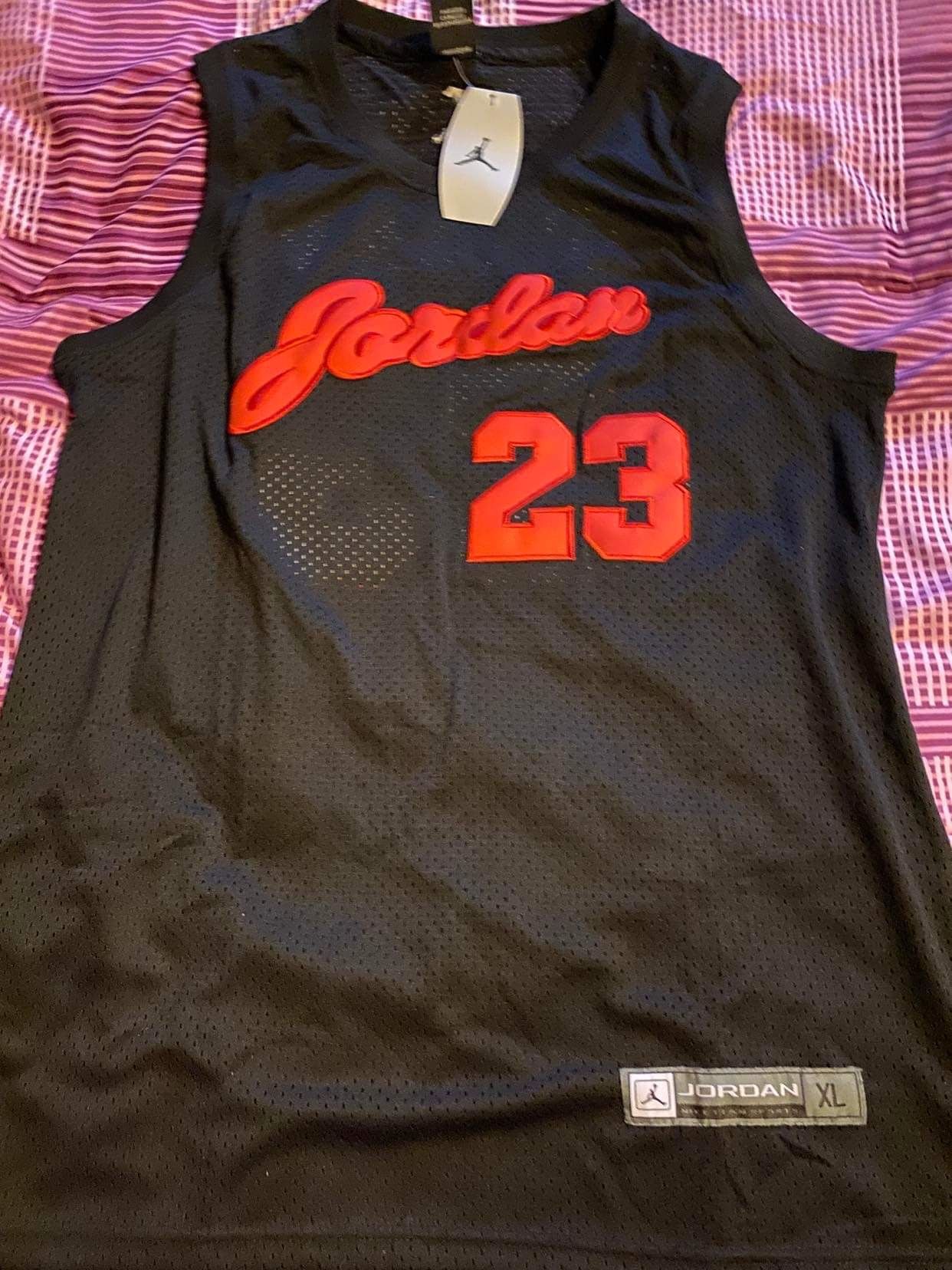 Jordan Jersey. Size: XL
