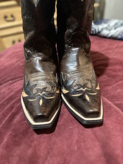 Ariat Dahlia women's western boots in full-grain, floral embossed leather
