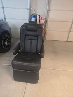 Captain Chairs