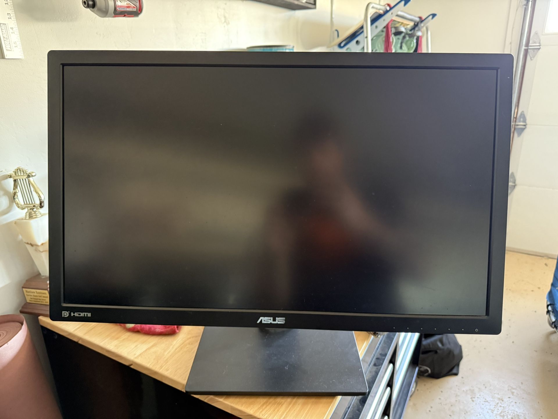 ASUS 2K Resolution Desktop Monitor
