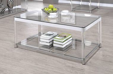 Coffee table in offer (720748)