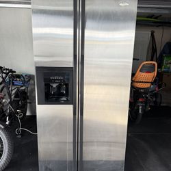 Whirlpool Counter Depth Refrigerator 