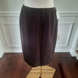 Doncaster Collection Formal Skirt, Size 8, Brand New With Tags