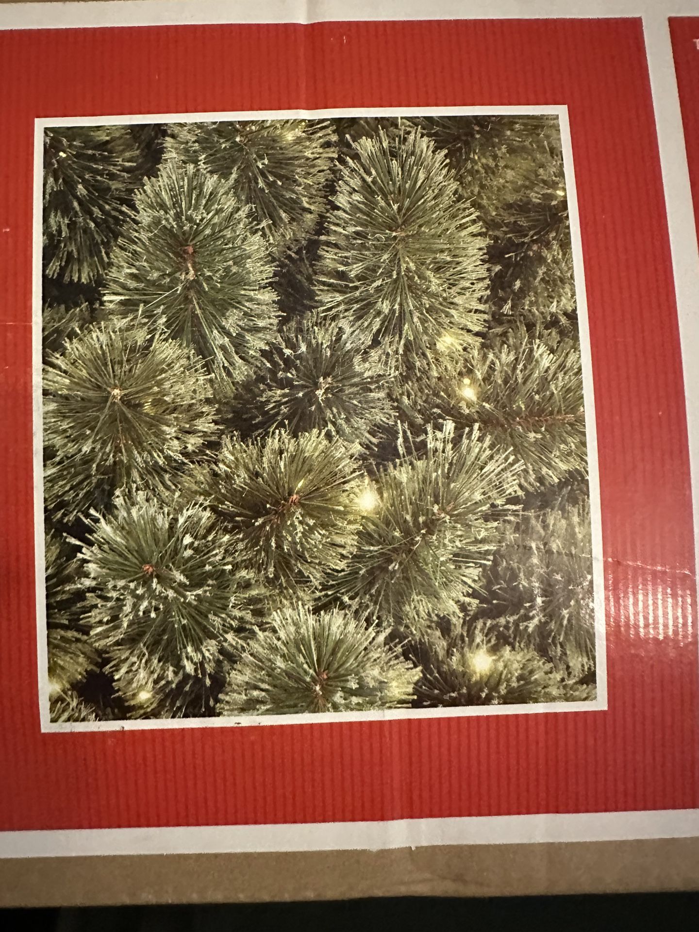 4.5 ft Finwood Cashmere Pine Christmas Tree 