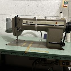 Singer 591 D300AD Sewing Machine - Used