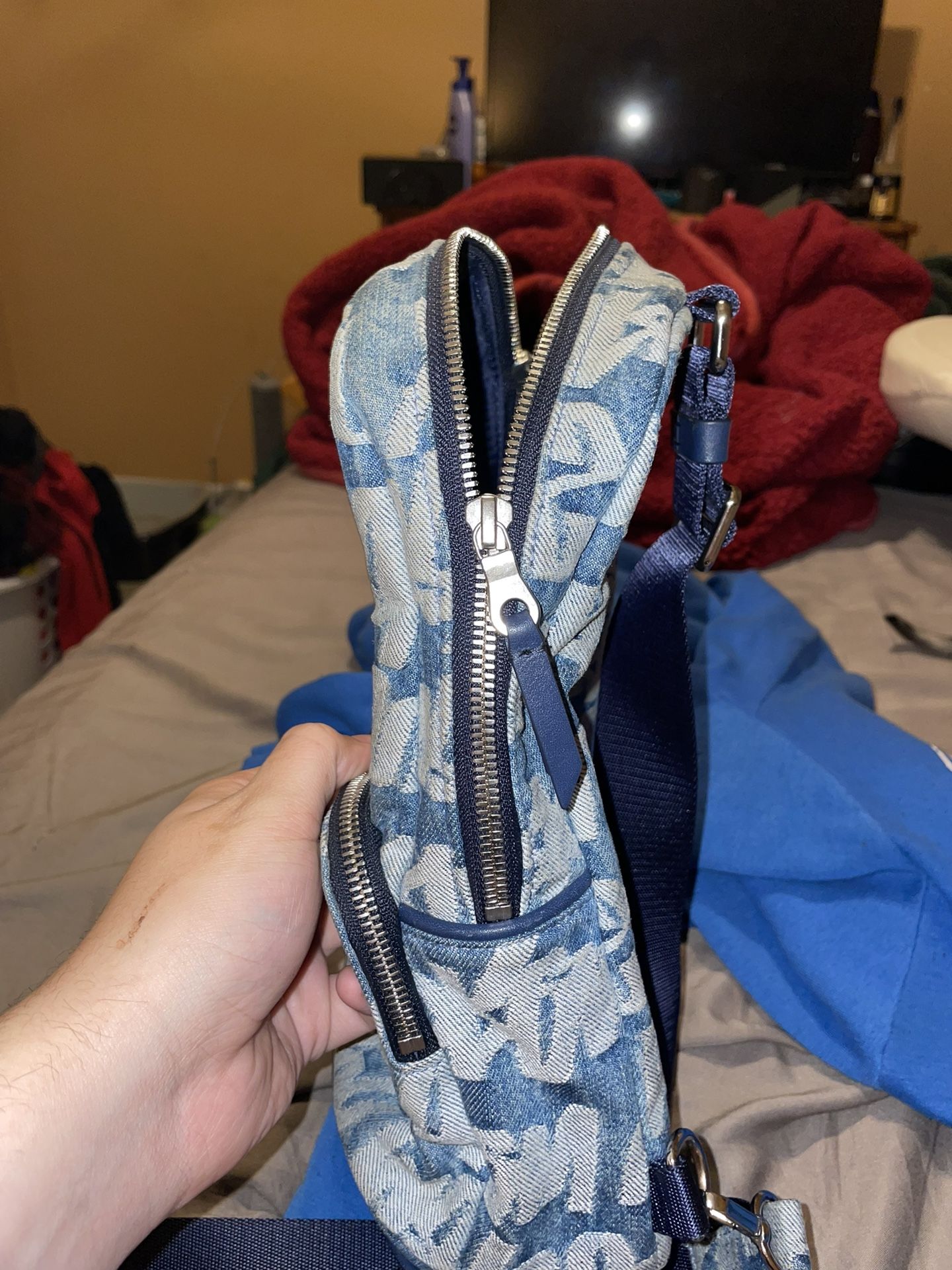 Supreme Fat Tip Jacquard Blue Denim Sling Bag for Sale in Pompano Beach, FL  - OfferUp