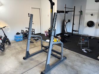 Nautilus Squat Rack / Pull Down