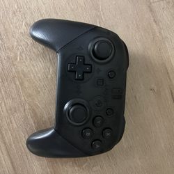 Nintendo Switch Pro Controller