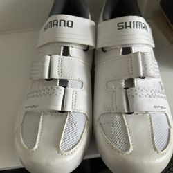 Women’s Shimano Size 8.5 Cycling Shoes