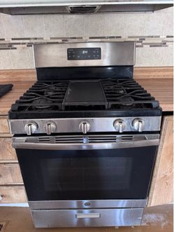 GE Stainless Steel Gas Range