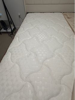 Queen size bed with queen size mattress, and nightstand Queen size bed led light and queen size mattress, with nightstand