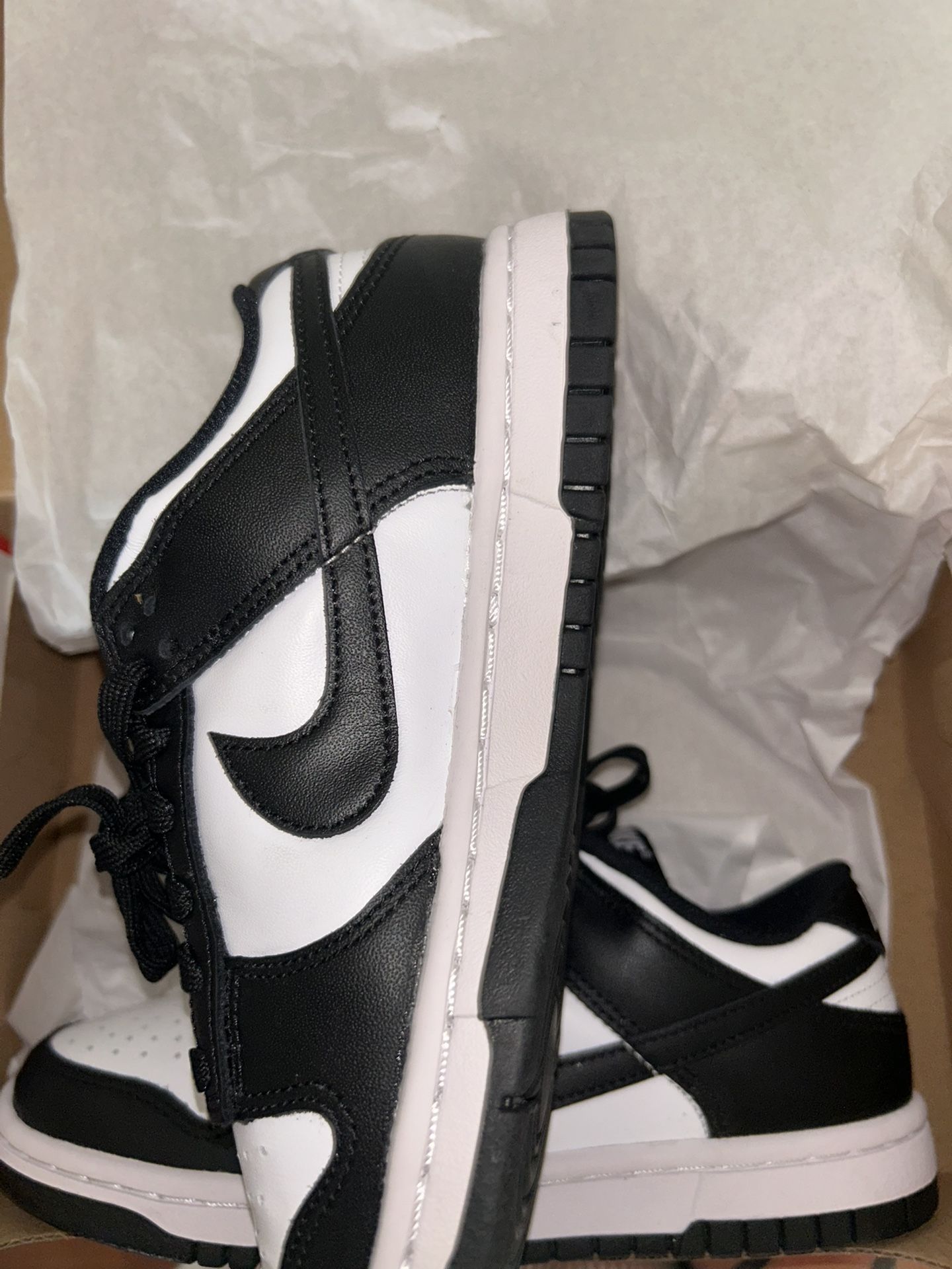 Nike Panda Dunks Low